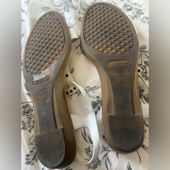 Cushy cute aerosols sandals - Picture 2 of 6